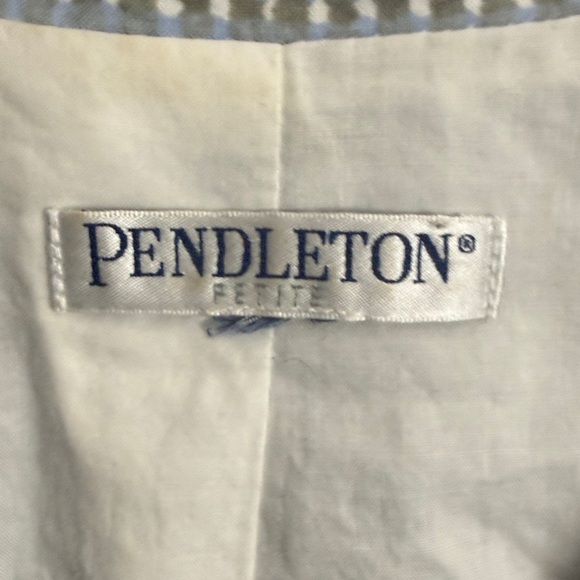 Pendleton White and Blue Label 100% Cotton peplum style waist length blazer - Picture 2 of 5